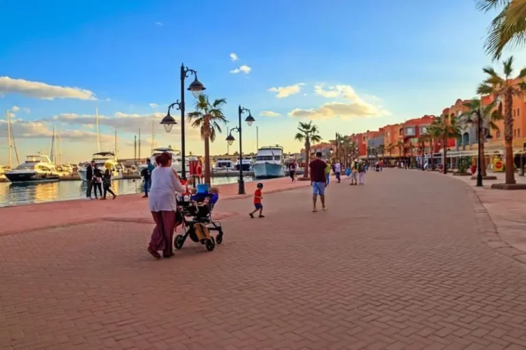 hurghada-city-private-sightseeing-tour-e9981735199552